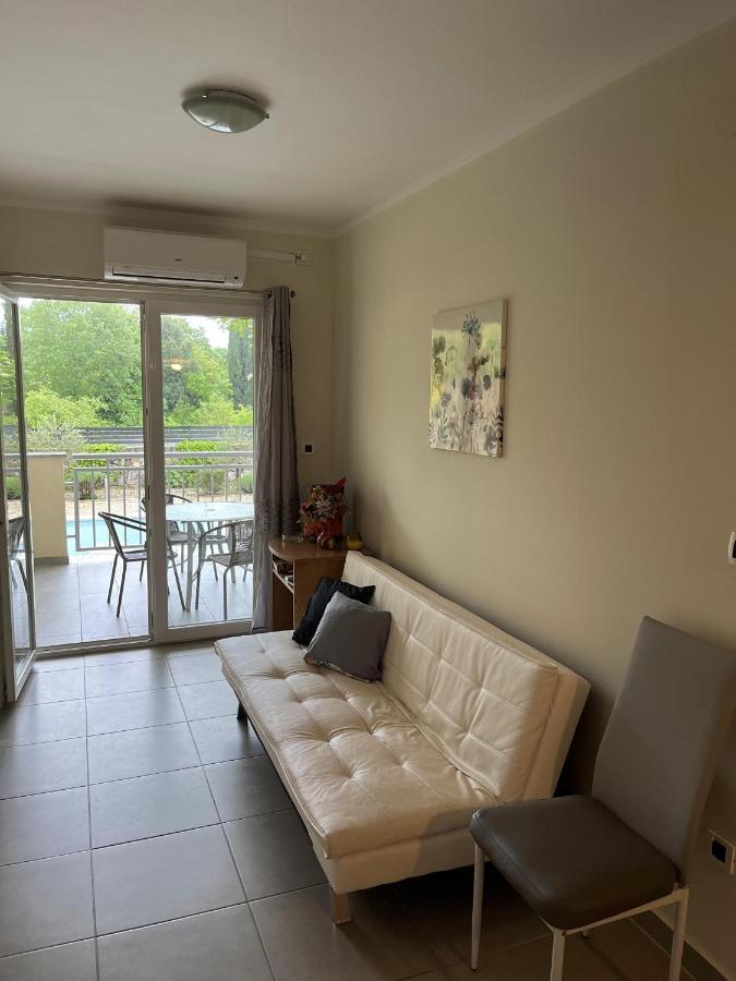 Apartmani Ivica Krk Town Esterno foto